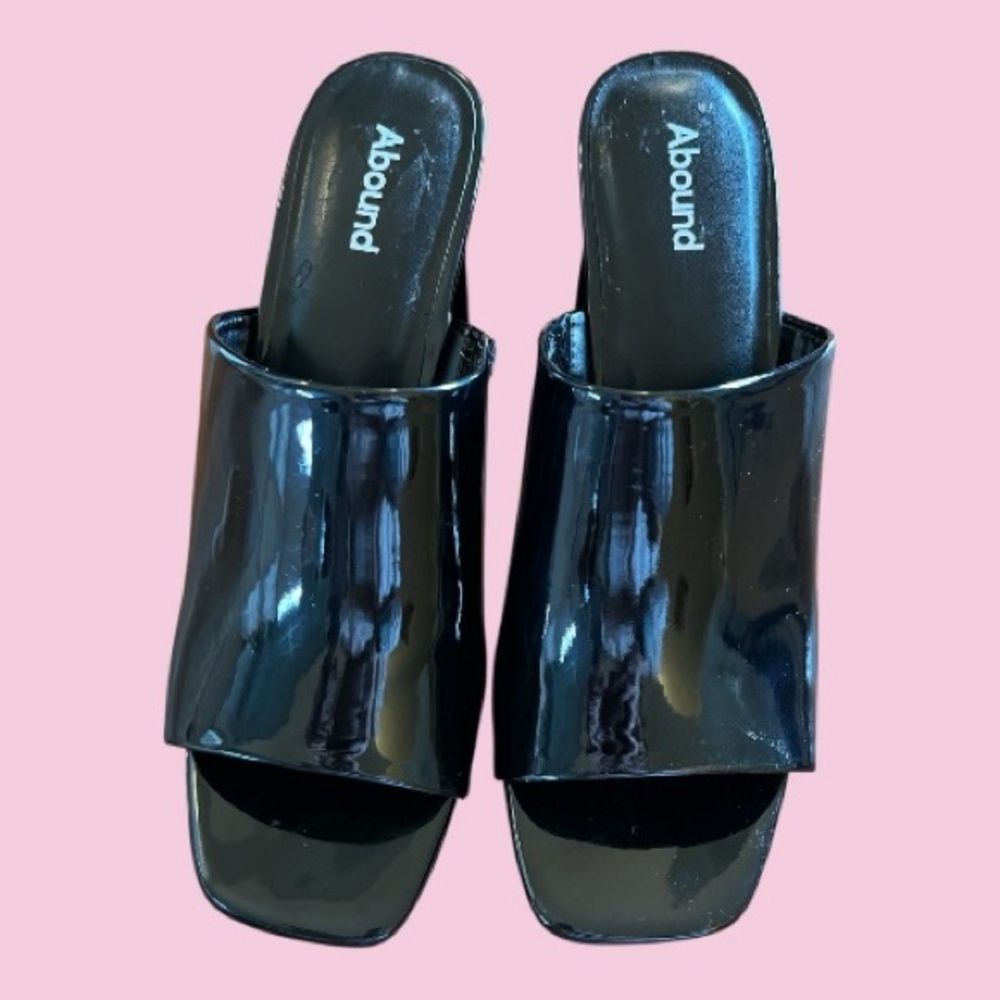 Abound New Women's Glossy Black Mules